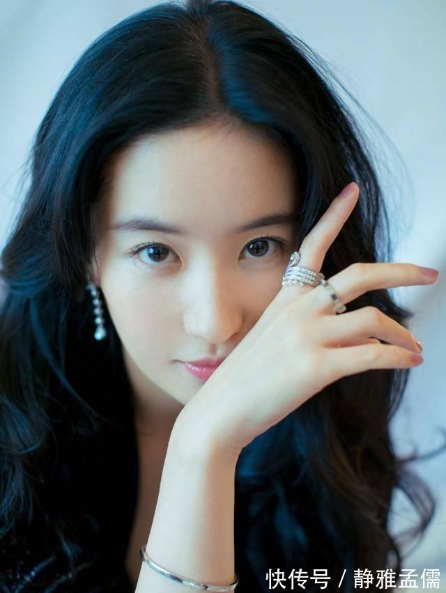 step|“中国风妆容”爆红油管,可点开怎么都是网红妆