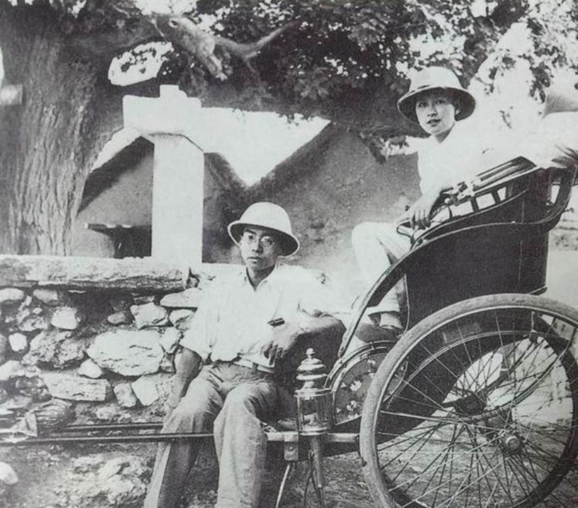 张照片|林徽因工作照:骑着毛驴寻觅佛光寺,梁思成自愿当车夫