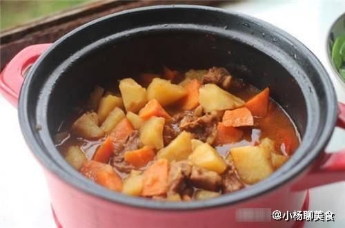 家常客|它是我家常客，搭配米饭倍儿香，酥烂可口，酱香浓郁，饭店口感