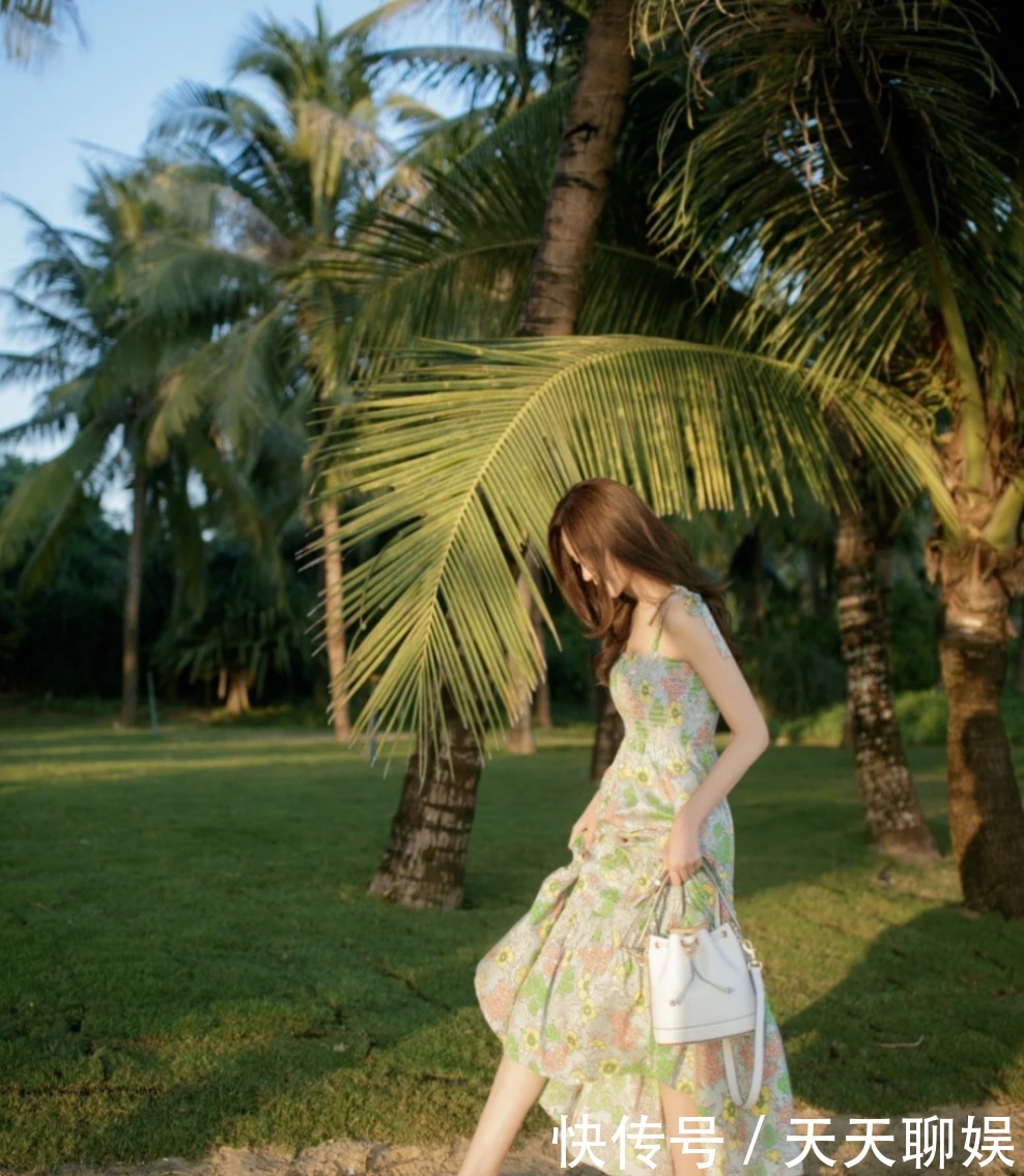 碎花裙穿对了叫小清新，穿错了秒变“大妈”！教你正确选择碎花裙