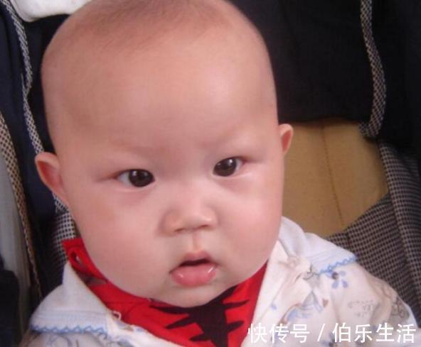段日子|满月宝宝被奶奶剃光眉毛,2个月后家人泪流满面,医生迷信坑人