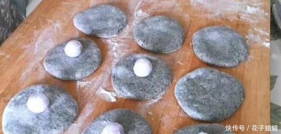 香甜|入秋后,我的家人馒头会这样做,这是软的香甜,咬一口使果肉爆裂