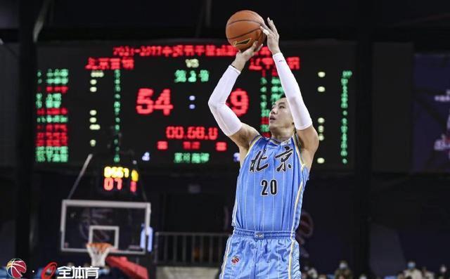 北京首钢|23分大胜辽宁!翟晓川兑现承诺,林书豪23+6爆发,雅尼斯重拾信心