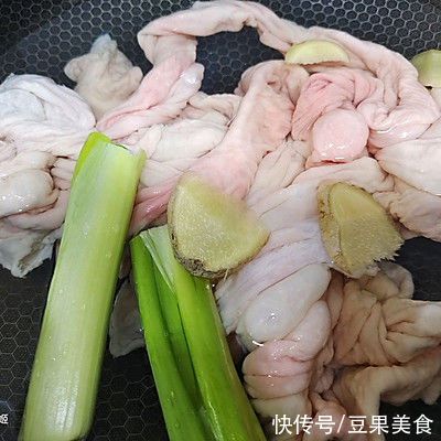 老北京|老北京早餐神仙CP组合——炒肝&包子