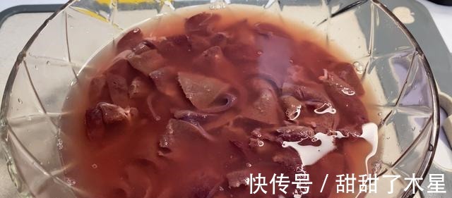猪肝这样烧,不会有一丁点腥味,而且很嫩滑可口!
