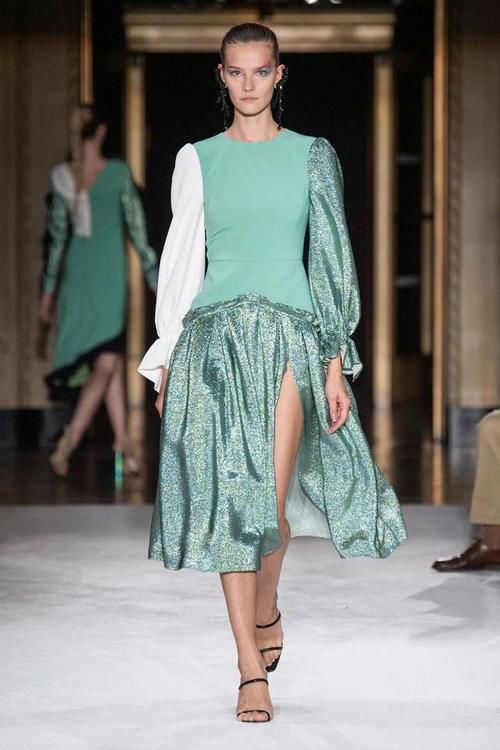 2021春季流行穿“浪漫色”！显白又时髦，真的美爆了