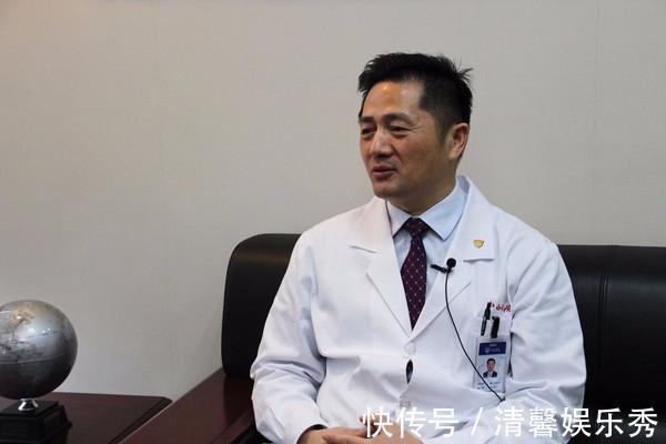 熊磊否認割肝救子，暗指偷孩子的不是許敏