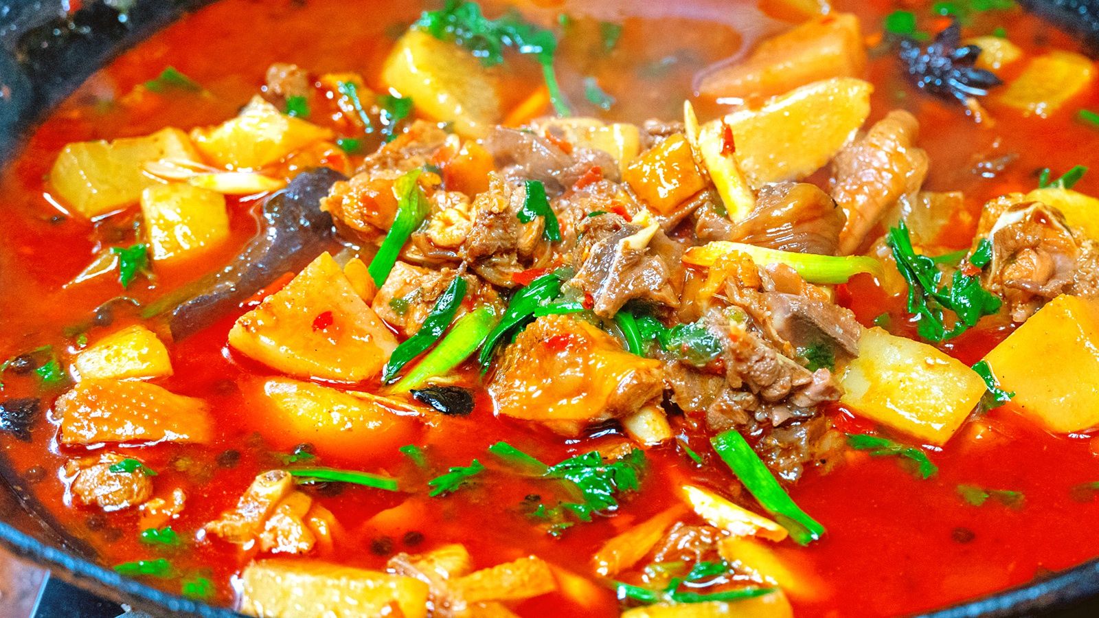 冬季养生宜温补!多吃7道美食,驱寒暖身营养足,顺应时节过寒冬