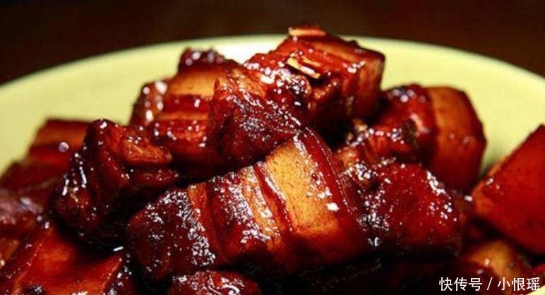 红烧肉|红烧肉换一种做法,3斤五花肉1瓶啤酒,往锅里一扔,好吃极了!