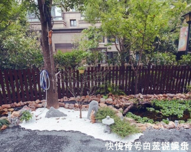 地面|为省钱他自己动手改造庭院!完工美翻了,这效果只花五千不到