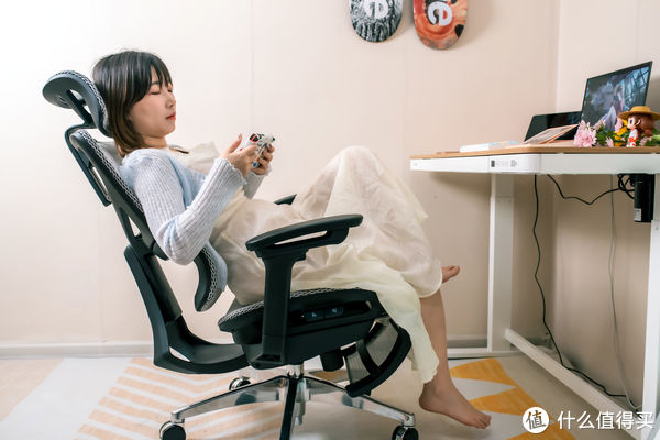 脚托|贴得紧,撑得住,工作一天不再腰酸背痛!达宝利 Ergosmart 精英版人体工学椅分享