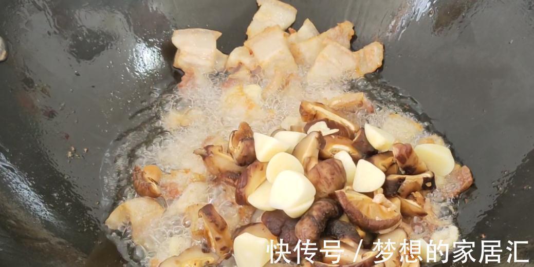 客家人百吃不腻的芋头煲,做法别老一套,这样做,出锅比吃肉还香