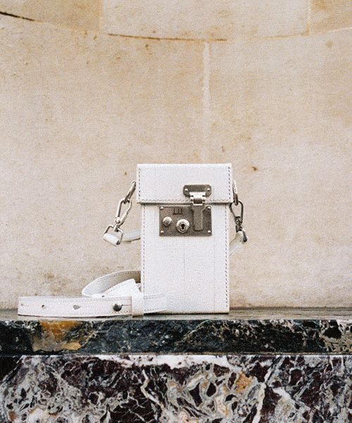 LOCK BAG IN LONDON Lock Bag伦敦巡礼