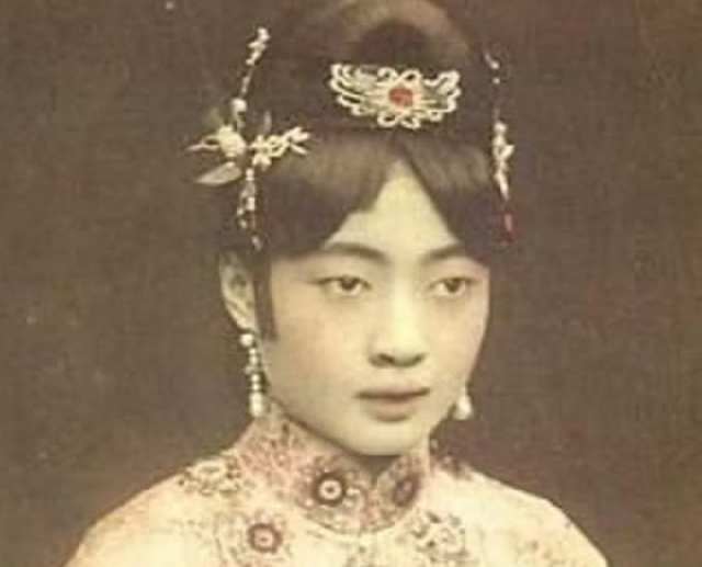 溥仪|45岁车夫娶了帝王的妃子,幸福一生,去世前的话耐人寻味
