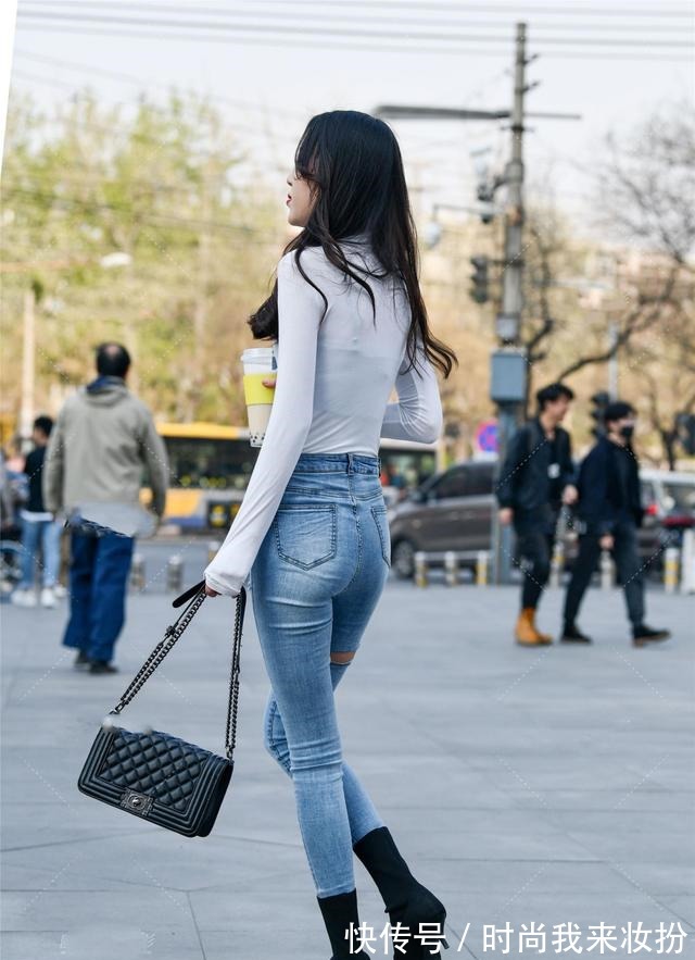 搭配 美女搭配休闲，舒适美丽，街头风的感觉也很时髦，很帅！