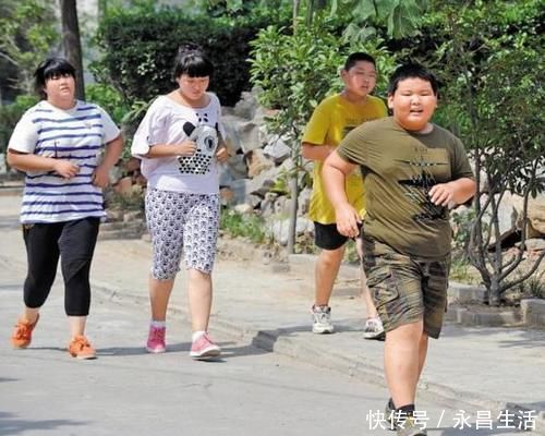 标准体重|儿童标准身高表,偏矮小孩子需及时补救,自查你家娃达标了吗?