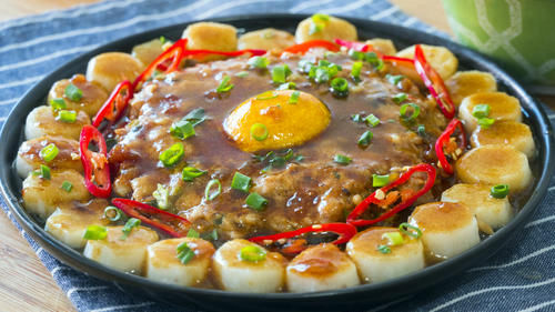 五花肉别红烧了，1种做法2种吃法，简单蒸一蒸，简单省事又营养