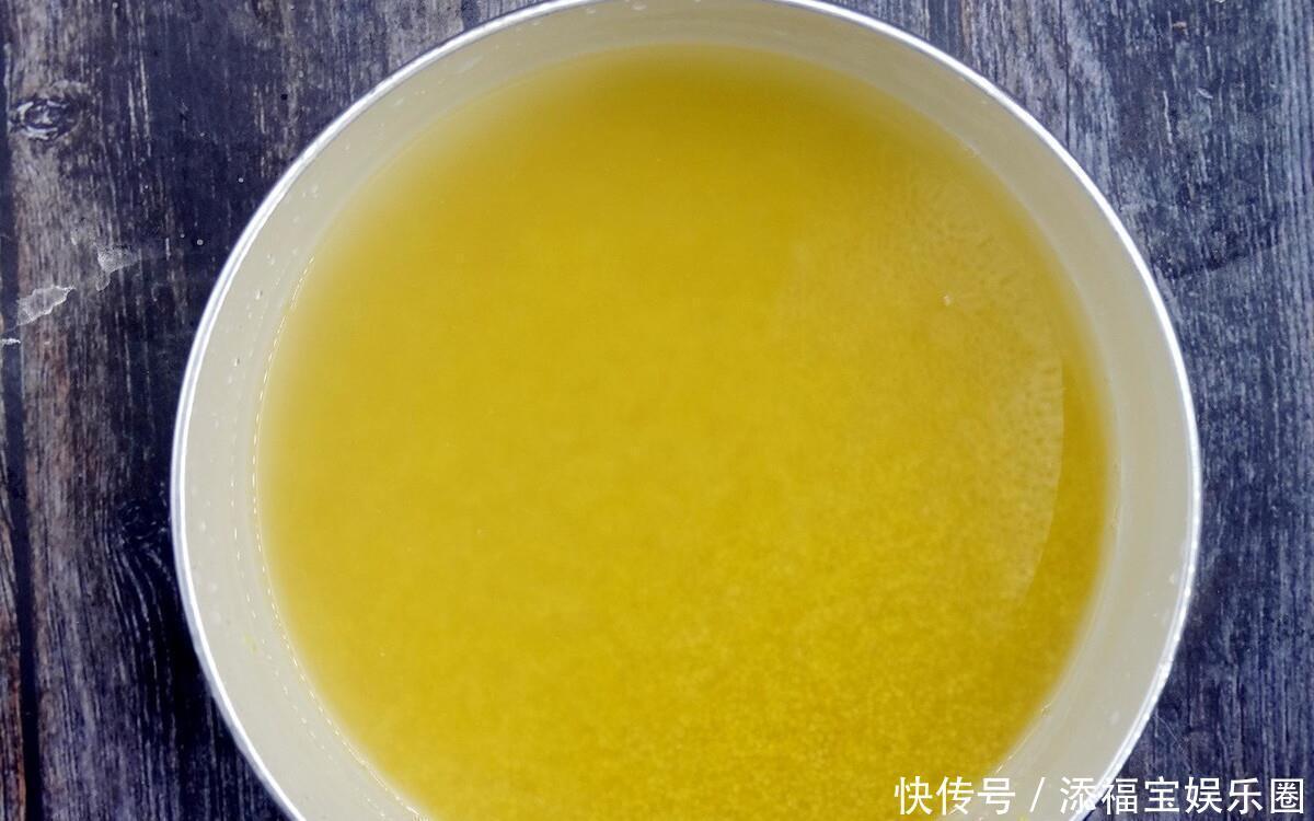 大厨|煮小米粥，直接下锅是不对的，大厨教你多做2步，又香又浓有米油