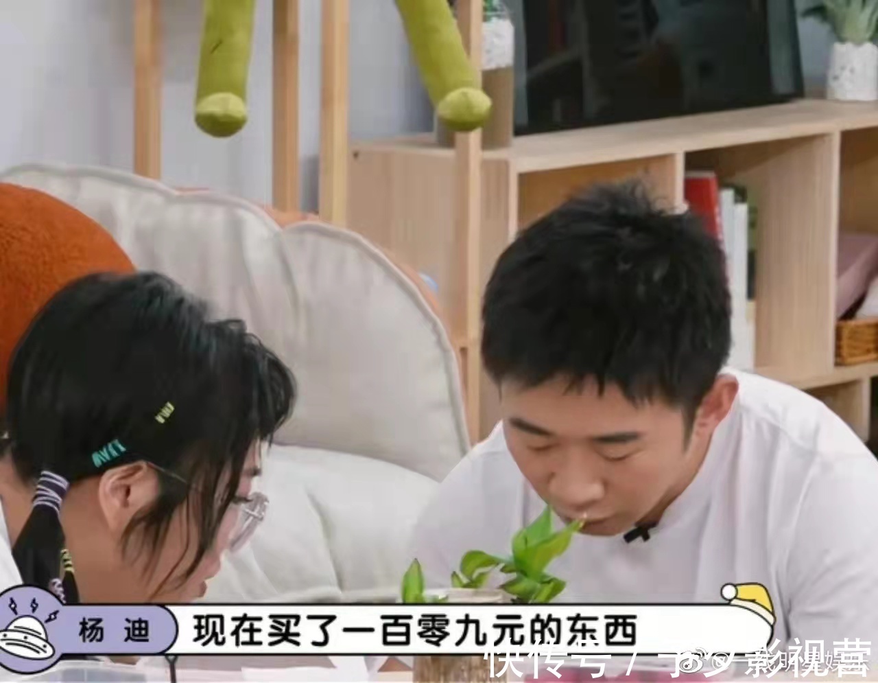 明星也用优惠券李雪琴、杨迪、毛不易直呼外卖贵