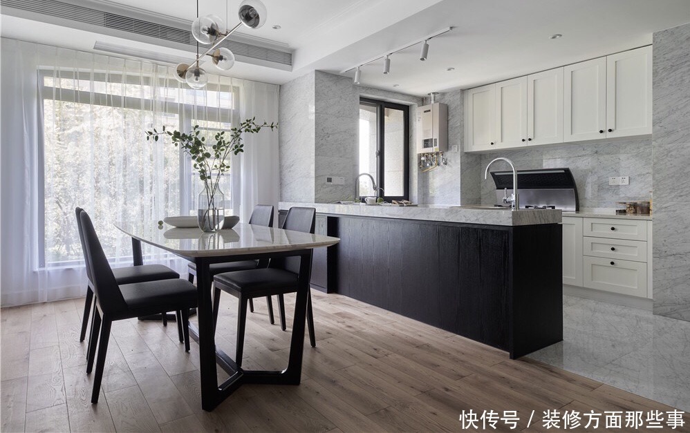 慵懒度|180平现代风四居,将小阳台都扩展到客餐厅中有280㎡的既视感