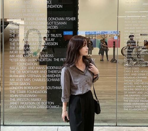 这样穿，回头率肯定100％！通勤装，减龄同时又不幼稚！