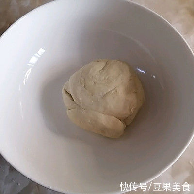 #我心中的冬日限定#冬日里的开胃美食——酸菜肥牛揪面片