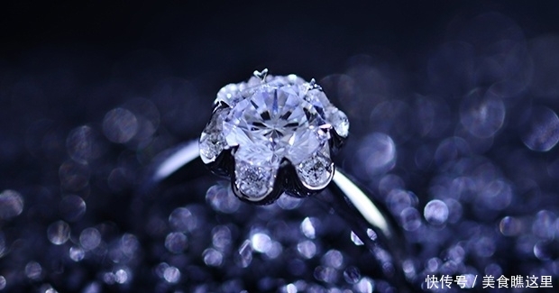 什么牌子的钻戒好?买钻戒选牌子还是选品质?