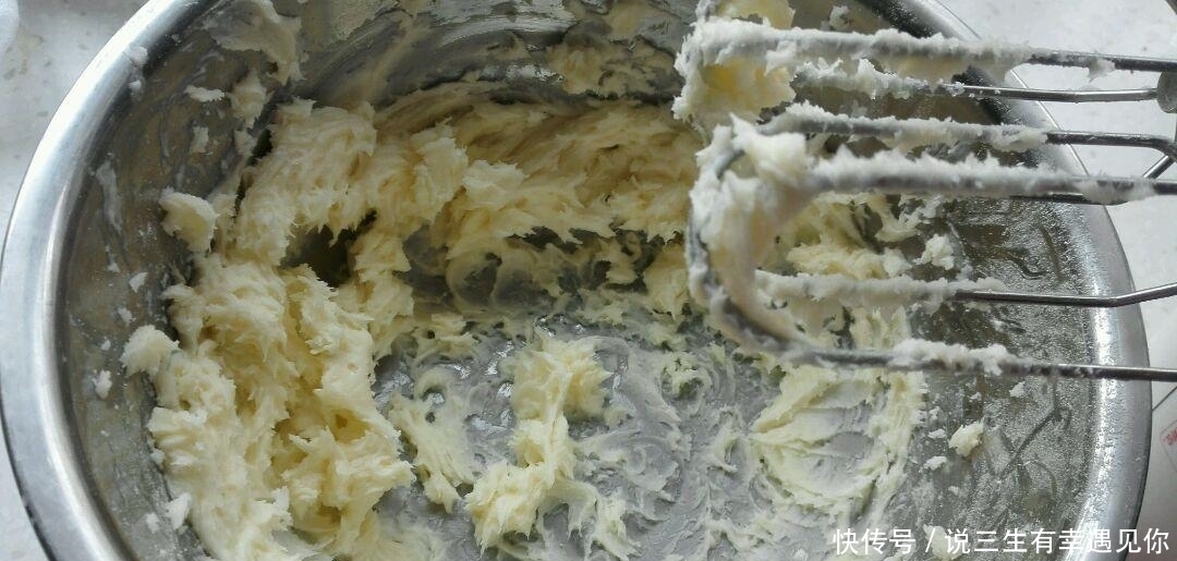 把饼干做成新花样,不仅美味,造型还很可爱,孩子喜欢不得了