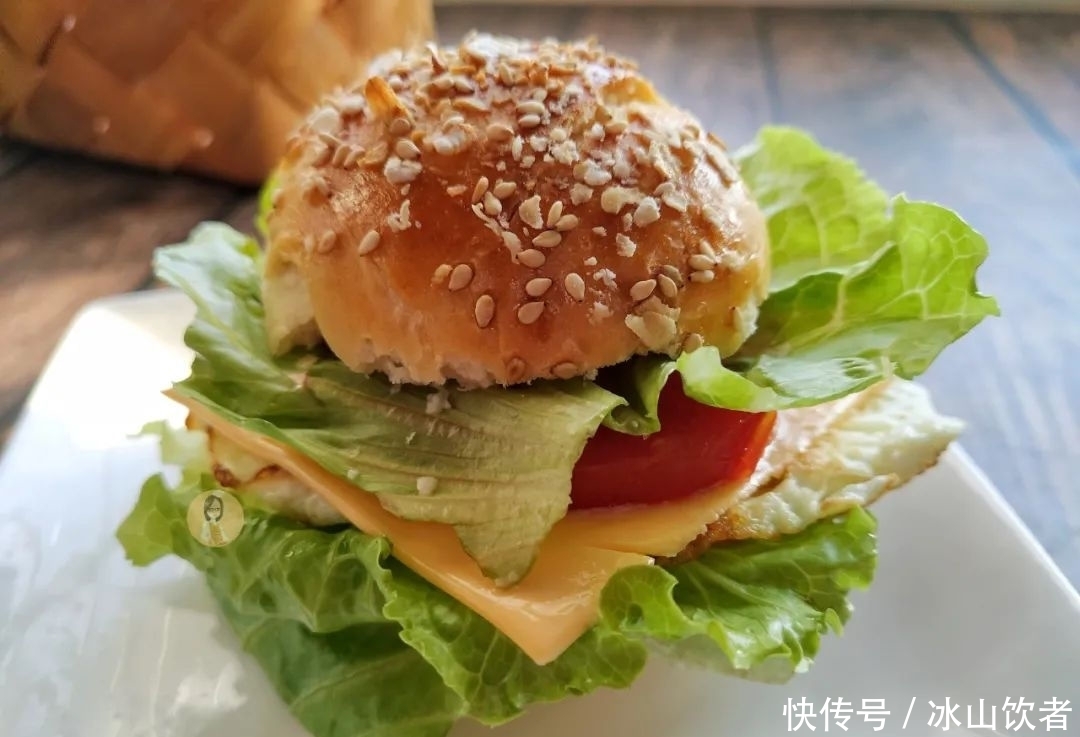 制作|教你制作奶香汉堡胚,一次发酵,松软香甜,营养健康放心吃