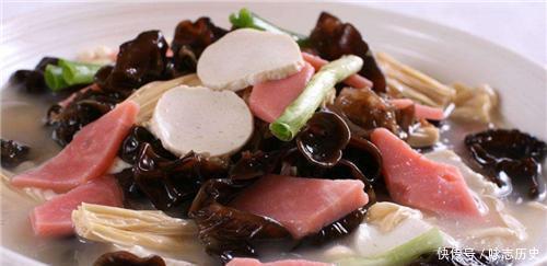 发现|李鸿章宴请美国人,发现主菜少了,他发明一道名菜,风靡美国百年