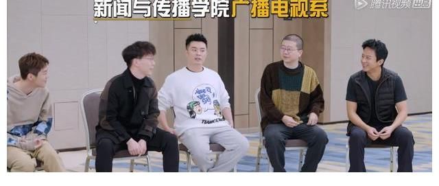 5哈2李诞随口道出嘉宾真相，恕我直言，李诞和他的员工才是常驻吧