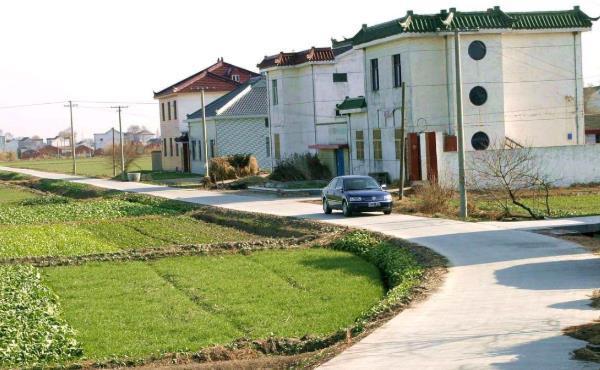 俗语“门口有横路,子孙多富贵”,横路是什么路?看完长见识了!