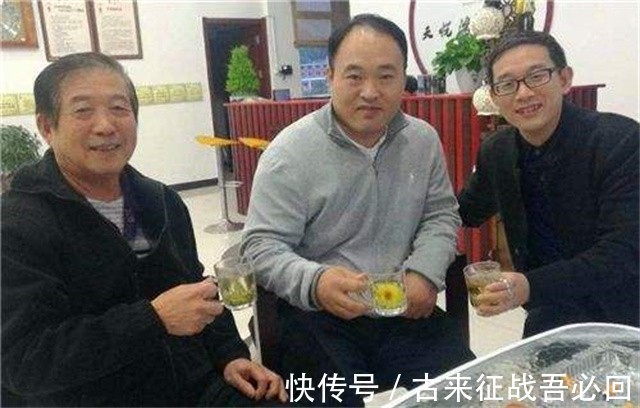 卸任|马云保镖曾舍命挡子弹,年入百万买房买车,马云卸任后过得咋样?