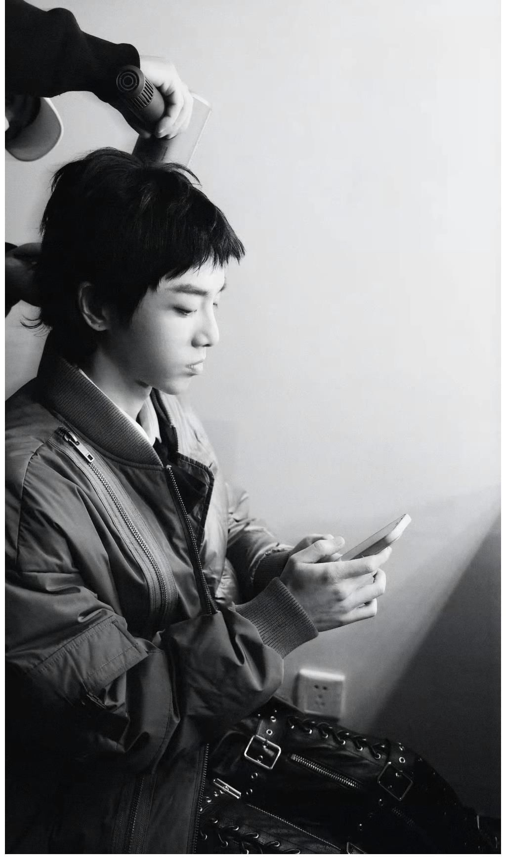 雙十一狂歡夜歌王華晨宇帶著《新世界》來了，用實力詮釋頂級唱功