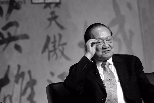 看上去很美@金庸写大侠,王朔写顽主,作为读者,没必要去帮他们分个高下