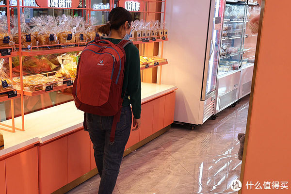 德国多特萤火虫背包——更轻更远更舒适