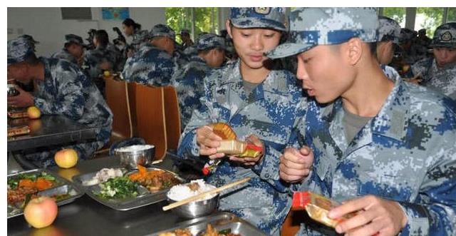配雪|从炒面配雪到两菜一汤!志愿军种菜看懵美军司令,感慨这仗别打了