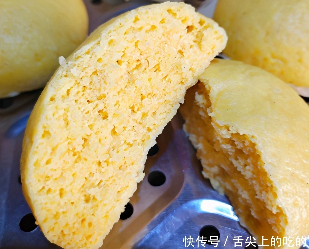 酵母|做玉米面馒头，牢记1个窍门，馒头香软不粗糙，比白面馒头更好吃