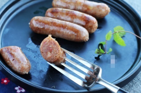 调味罐|不要再去买香肠吃了,简单4步,教你自己做,特别香,好吃更安全