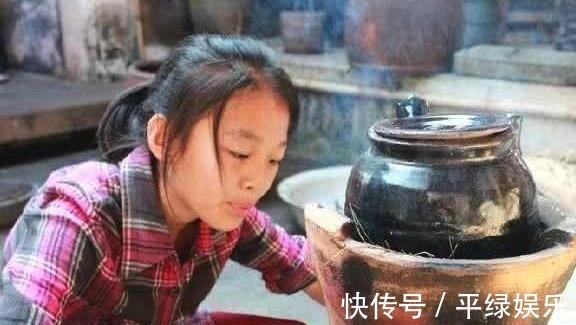 王富贵|101岁肝癌老人,成功走过三十年,自诉喜欢吃一种“野草”