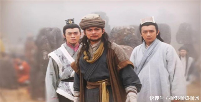 金庸去欧洲出差,倪匡代笔,于是《天龙八部》出现这些诡异情节