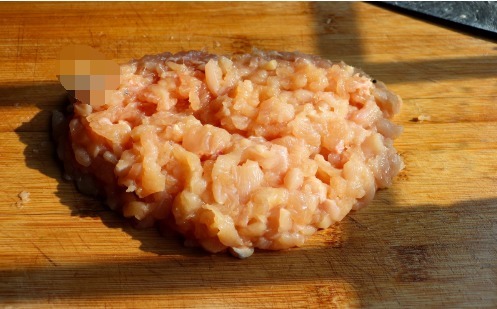 瞬间|冬天要多吃萝卜,学会这2道做法,孩子天天吵着吃,上桌瞬间扫光