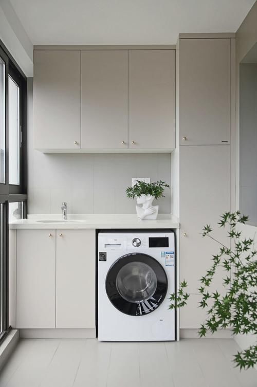 电视|她把客厅一分为二,家里多间房,再把电视请出家,生活简单又幸福