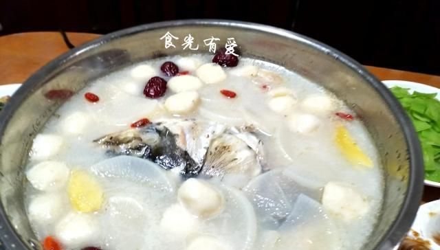  姐夫|姐姐姐夫来吃饭，一百多元做出6菜1火锅，实惠美味，下饭又下酒