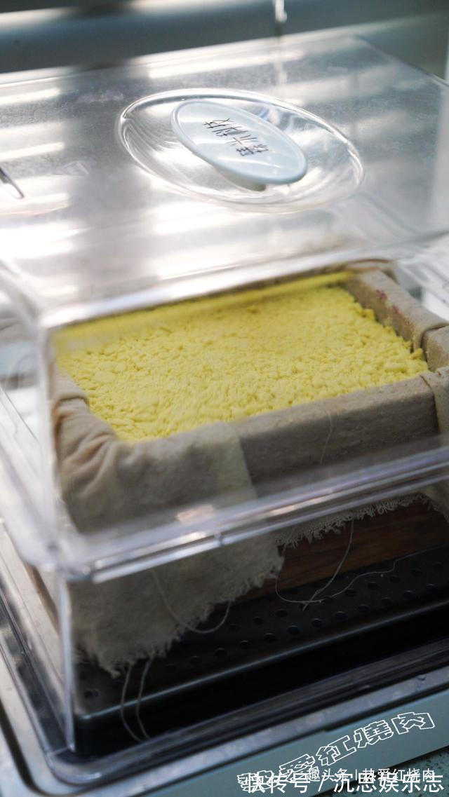 黄米面的年糕你吃过吗比糯米粉做的更粘更好吃，看完你也试试吧