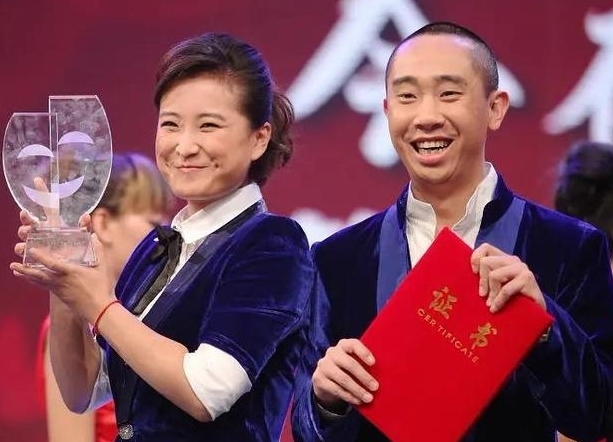 有种“整容”叫王牌家族开播,关晓彤美得冒泡,沈腾胖得完全变样