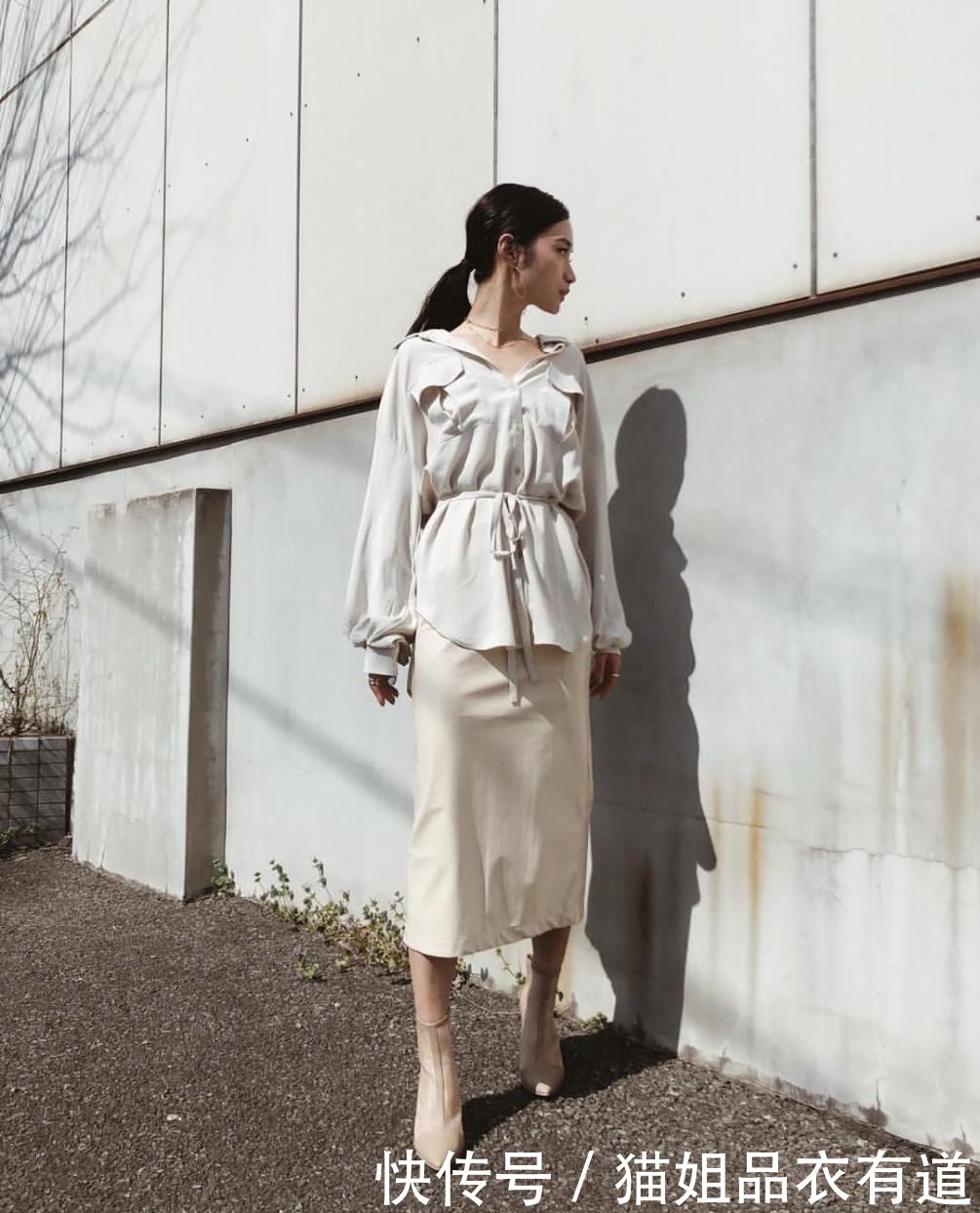 建议160以下小个子女生,学会这“4个要点、2套模板”,时髦显高