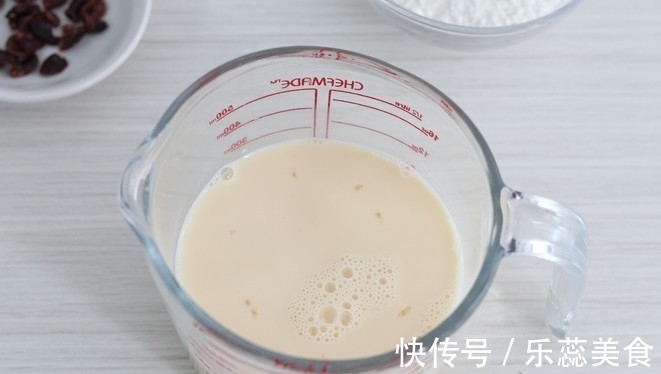 补钙|孩子不喝奶，担心他会缺钙？它是补钙“法宝”，一口吃3都嫌不够