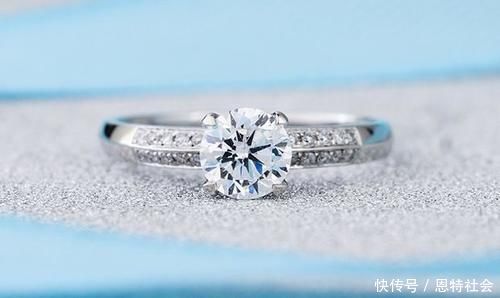 证书|女生心仪钻戒如何挑选?4个方面,男生要清楚