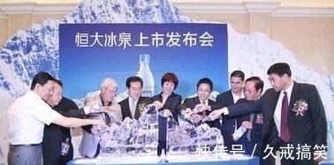 大楼|一年内需偿还2400亿债款，恒大拟出售总部大楼？之前赚的钱呢？